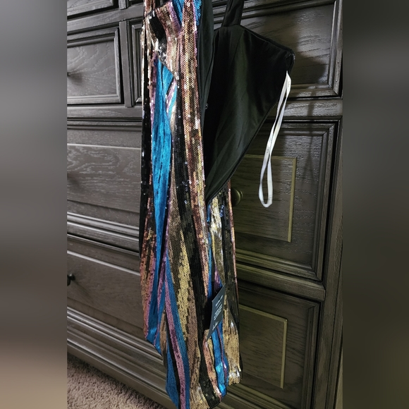 Lulus Sequin mini dress - Picture 8 of 13